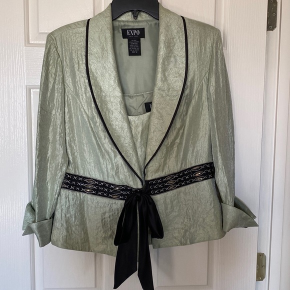Dressy Jacket with sleeveless top - Picture 1 of 6